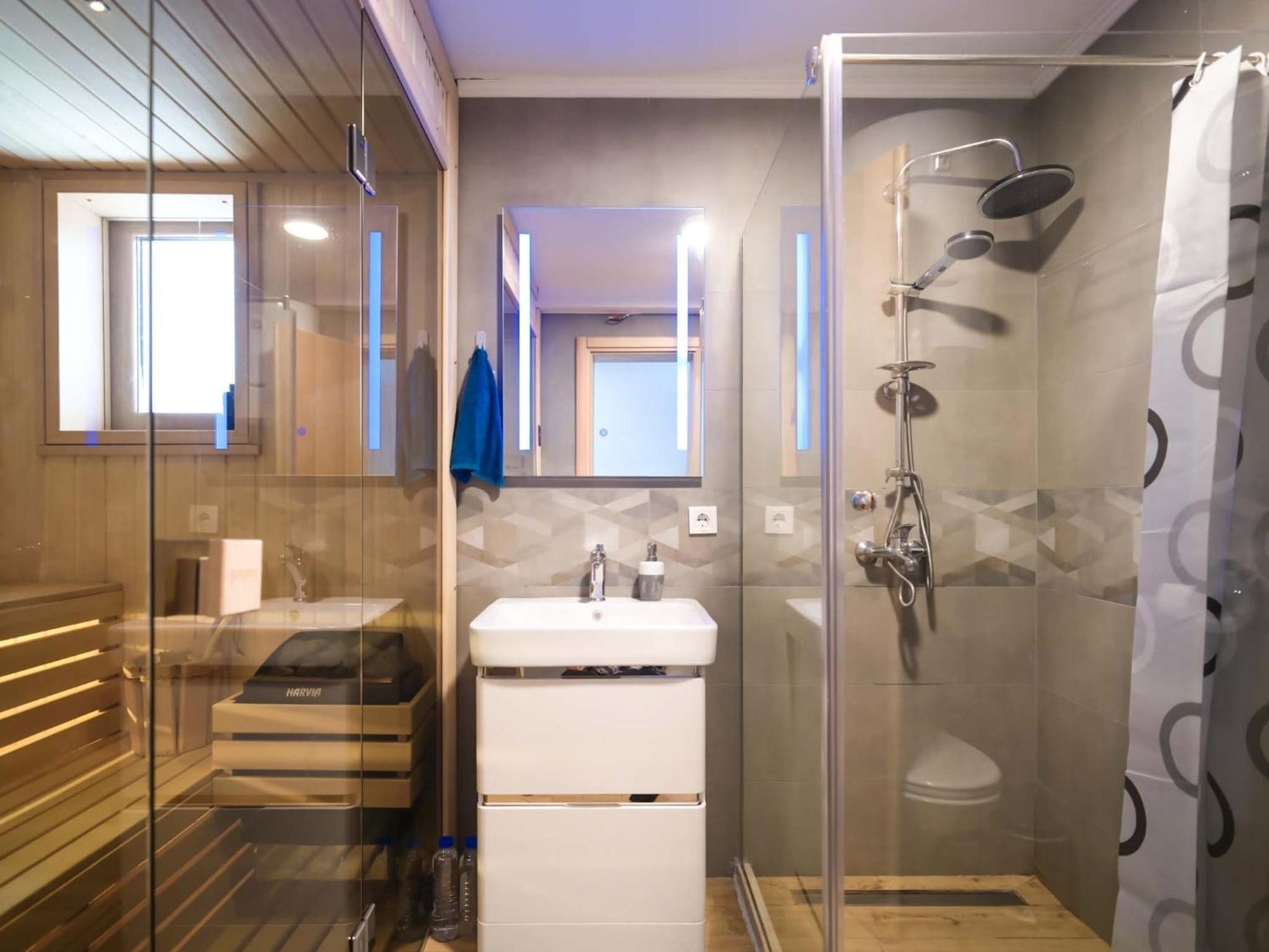 Cozy House With Sauna Near Durmitor National Park בית נופש *